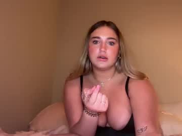 girl
        nicolesummerss cam image #6771678
