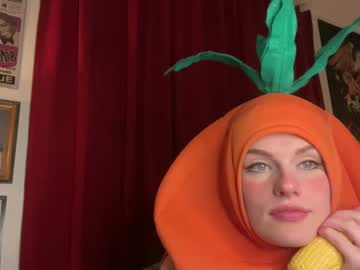 girl
        bigredcarrott cam image #2089957