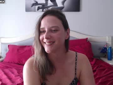 girl
        bluexstacey cam image #5449292