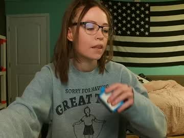 girl
        anabelleleigh cam image #6918122