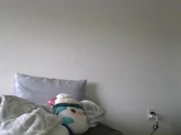 girl
        lovelymia_ cam image #4379870
