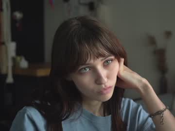 girl
        diruriru cam image #4146160