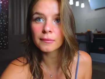 girl
        selfish_ashley cam image #4555801