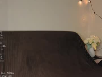 girl
        heylixie_ cam image #6656871