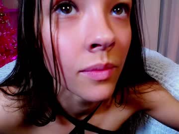 girl
        _demi_dee_ cam image #615538