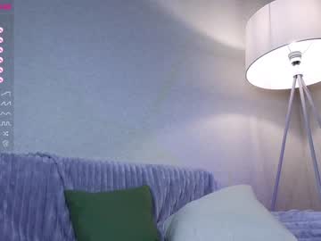 girl
        llesslie cam image #3155796