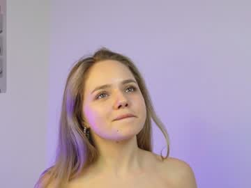 girl
        molly__meow cam image #4428948