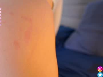girl
        mary_lise cam image #5506055