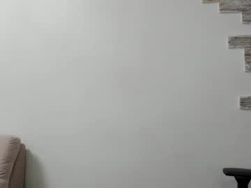 girl
        your_bunnygirl cam image #4565123