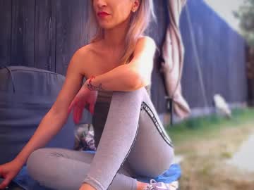 girl
        yourguiltypassionn cam image #4318554