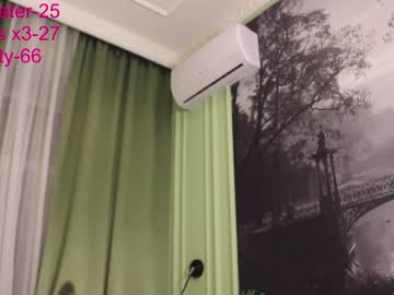girl
        milladoll_ cam image #730888