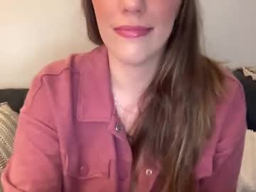girl
        mommyofyourdreams cam image #5777252