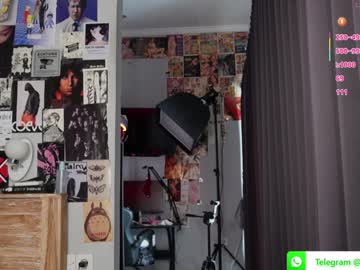 girl
        mxxnsxsul cam image #6328219