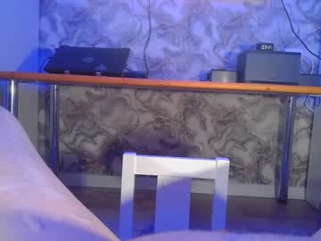 couple
        sweetpussy1311 cam image #2411487