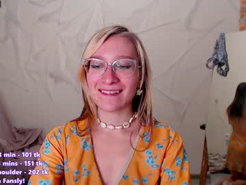 girl
        kali_the_goddess cam image #2575770
