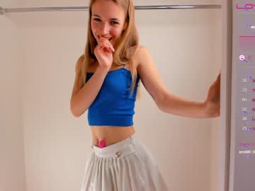 girl
        samantagimmi cam image #1817348