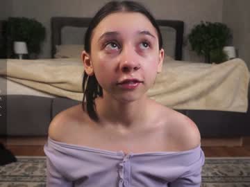 girl
        zarascarlett cam image #5662473