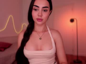 girl
        lil_gabbyg cam image #6622004
