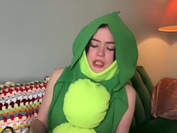girl
        littlesugarpea cam image #5833557