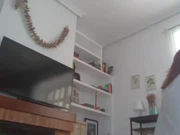 girl
        emaharvey cam image #6853496
