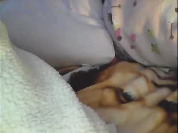 girl
        ravebunnyyy cam image #555435