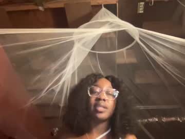 girl
        dippedinchocolateee cam image #128452