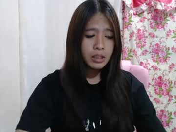 girl
        urasiancutiegirl cam image #2765668