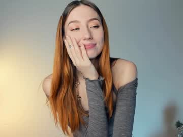 girl
        quennaedger cam image #5613446