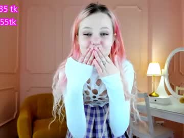 girl
        pretty_girl_bella cam image #117132