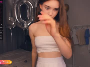 girl
        minnietammy cam image #2265371
