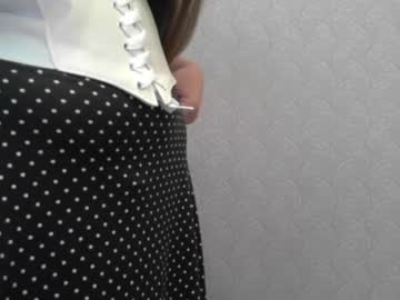 girl
        playful_goldie cam image #4763035