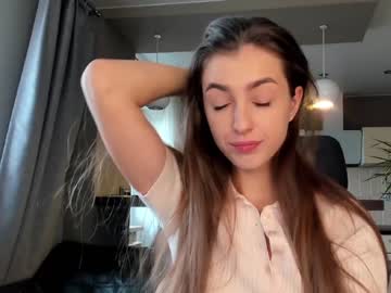girl
        coy_amina_ cam image #91918