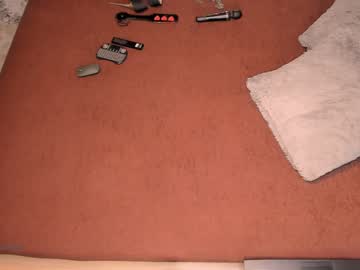 girl
        theanytimeshow cam image #3984111