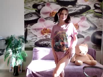 girl
        jennycutey cam image #214350