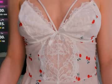 girl
        fly_best cam image #5975244