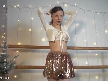 girl
        elation_evy cam image #5647568