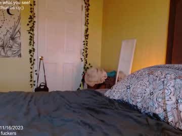 girl
        skybella_ cam image #2861645