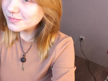 girl
        gayfarwell cam image #5688317