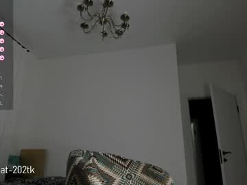 girl
        mysweethobby cam image #6732267