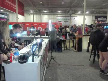 girl
        avapheonix cam image #362531