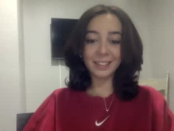 girl
        cherrychapsticc cam image #3059741