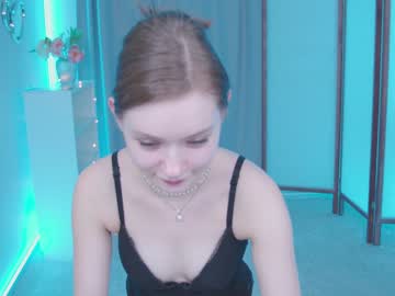 girl
        bless_sheila cam image #406128