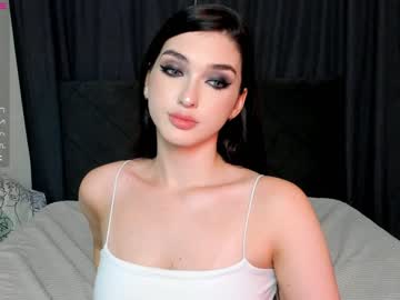 girl
        leila_4ever cam image #4973563
