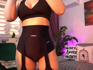 girl
        sweety_rinushka_ cam image #2473464