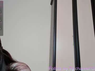 girl
        cutealexandre cam image #4090485