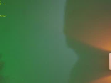 girl
        _stella_rose_ cam image #6685990