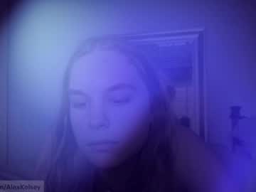 girl
        hellolanas cam image #6727560