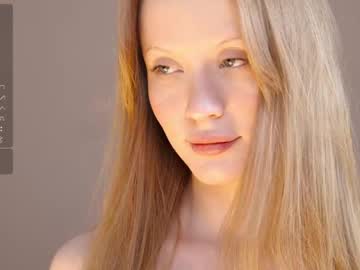 girl
        cute_shine cam image #6107270