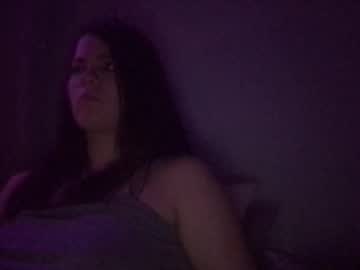 girl
        ghostkitti cam image #5113782