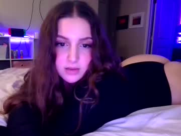 girl
        ariaa7 cam image #5484142